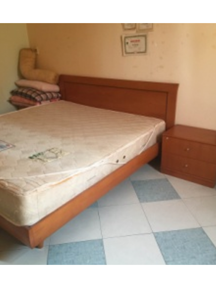 Giường gỗ cũ giá rẻ